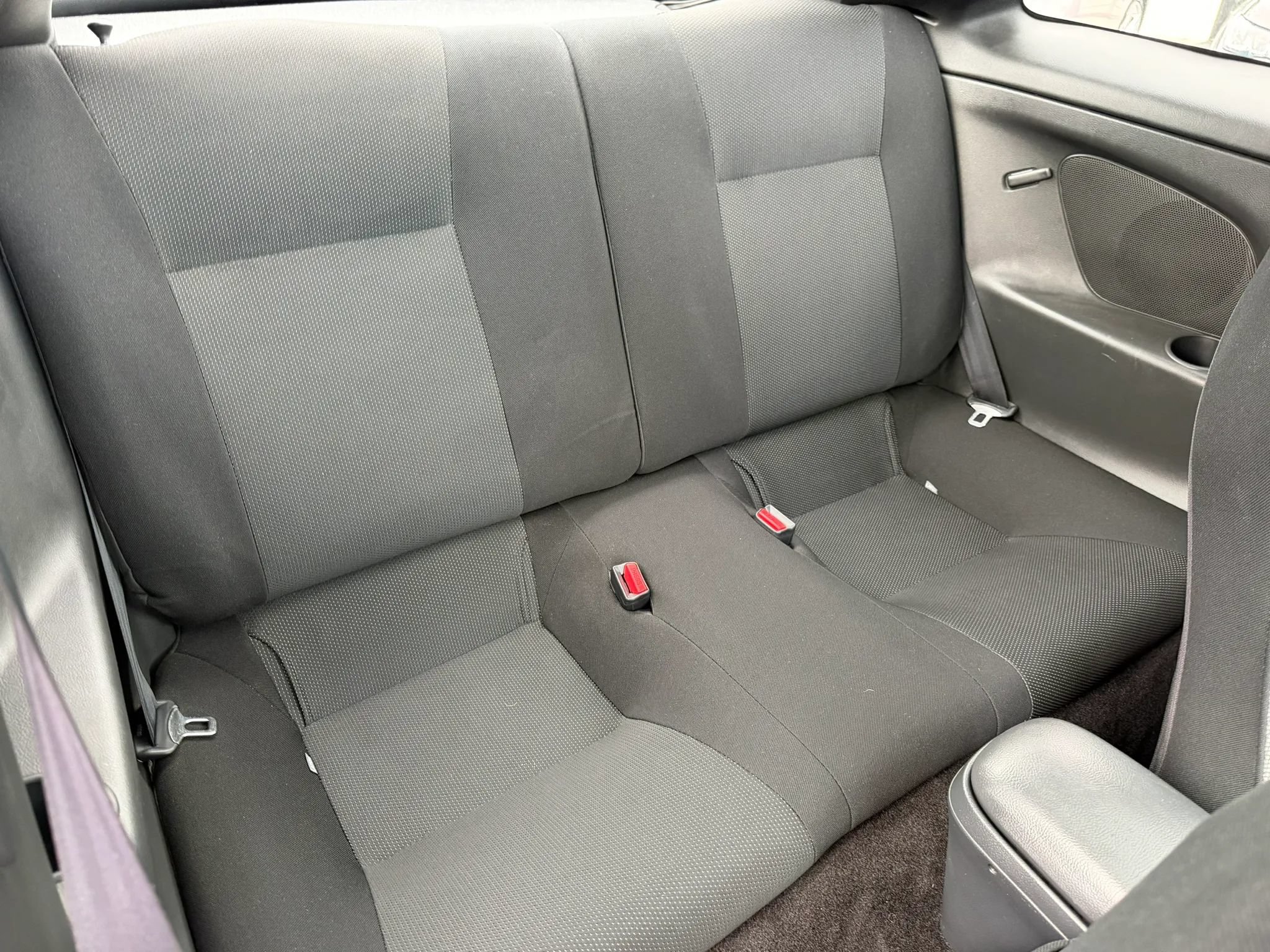 Used 2003 Toyota Celica GT FWD image 19