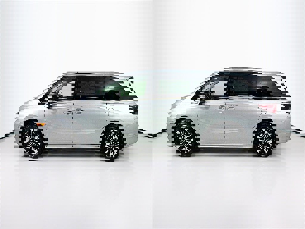 New 2026 Honda Odyssey Elite image 2