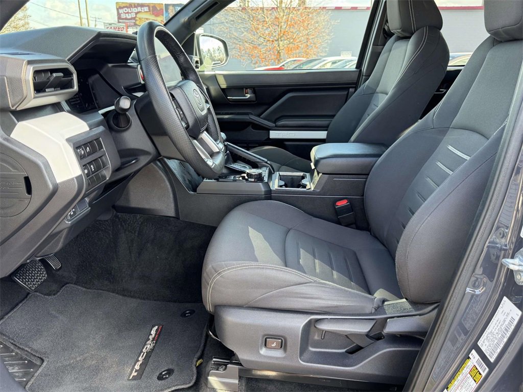 Used 2024 Toyota Tacoma TRD Off-Road image 20