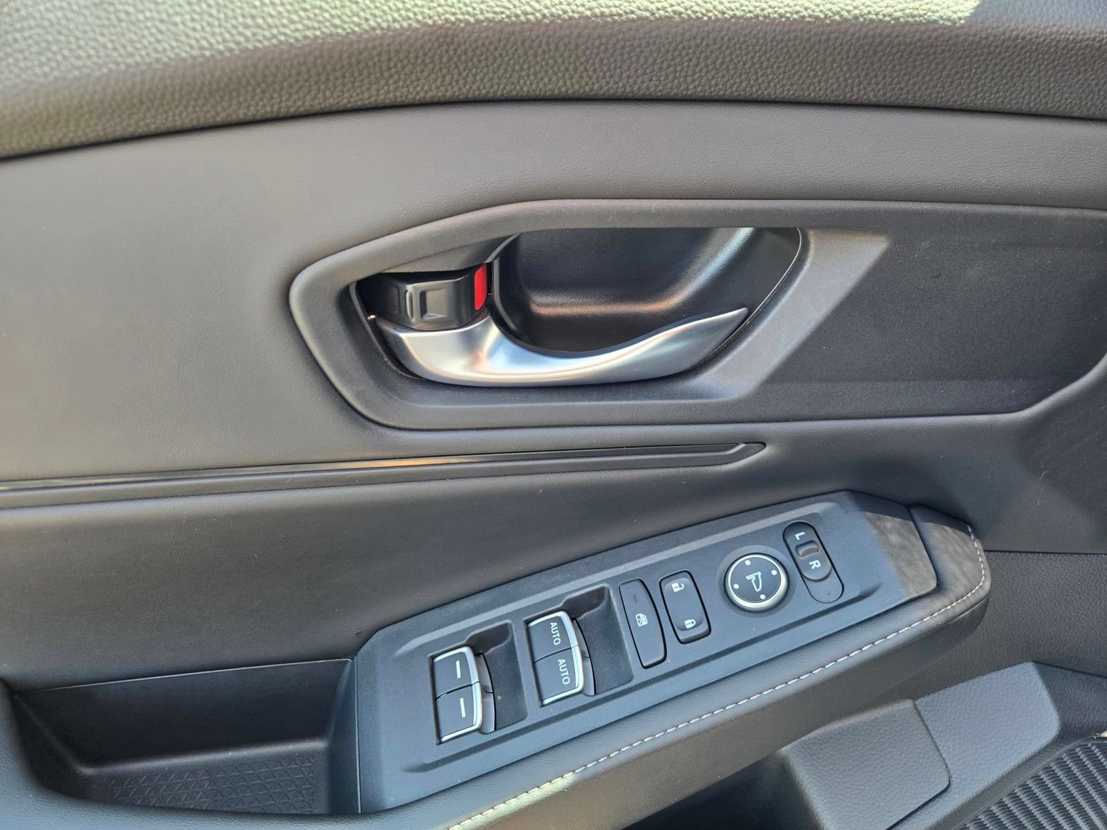Used 2023 Honda Accord Sport image 17