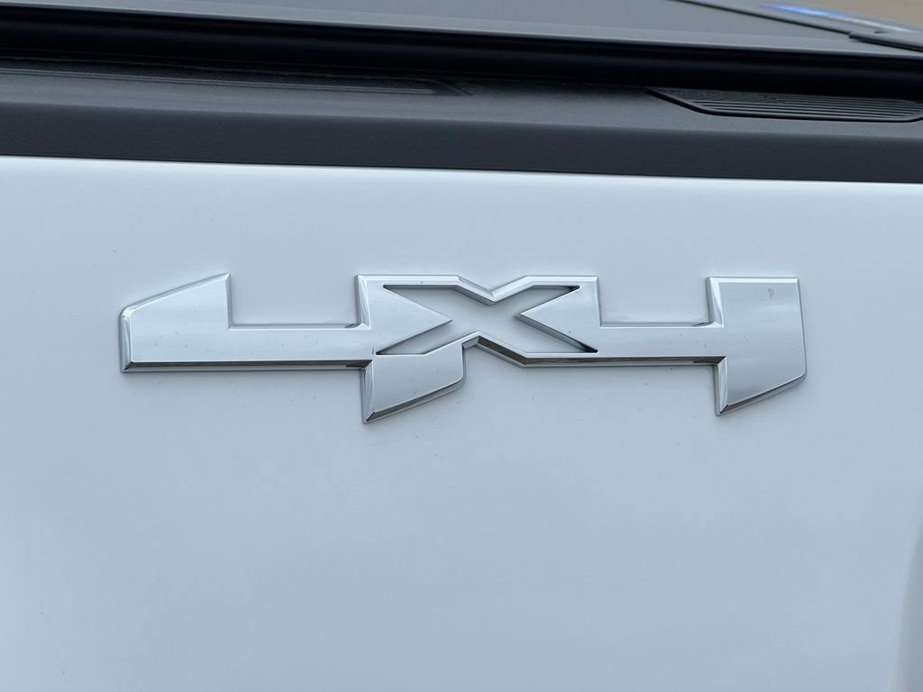 Certified 2026 GMC Sierra 2500 Pro w/ Convenience Package AWD/4WD image 17