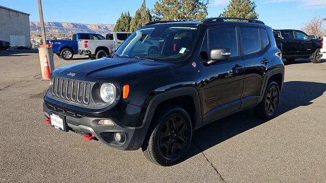 Used 2018 Jeep Renegade Trailhawk w/ UConnect 8.4 Nav Group image 8