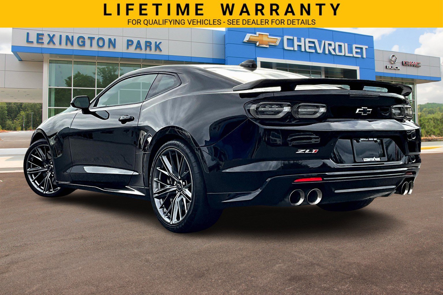 Used 2023 Chevrolet Camaro ZL1 RWD image 2