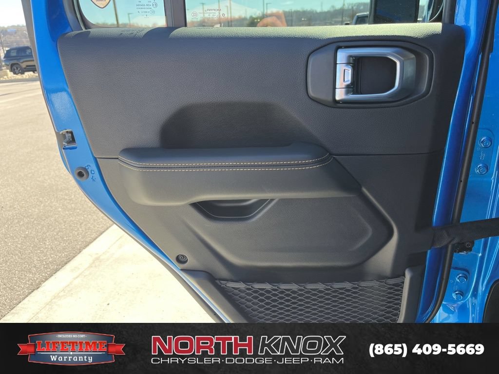 New 2026 Jeep Gladiator Sport AWD/4WD image 15