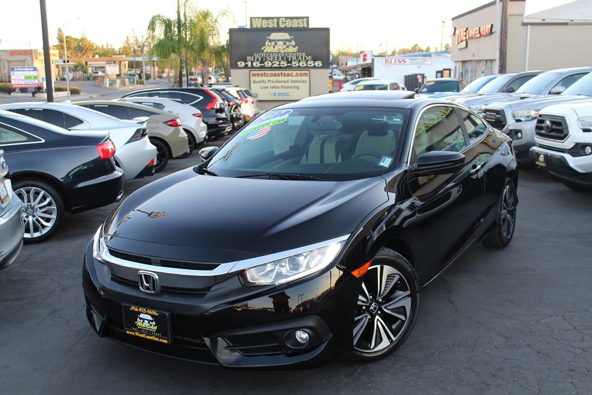 Used 2017 Honda Civic EX-T image 2