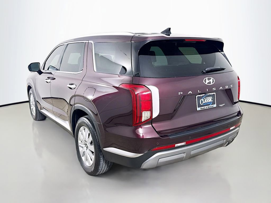 Used 2025 Hyundai Palisade SEL FWD image 5