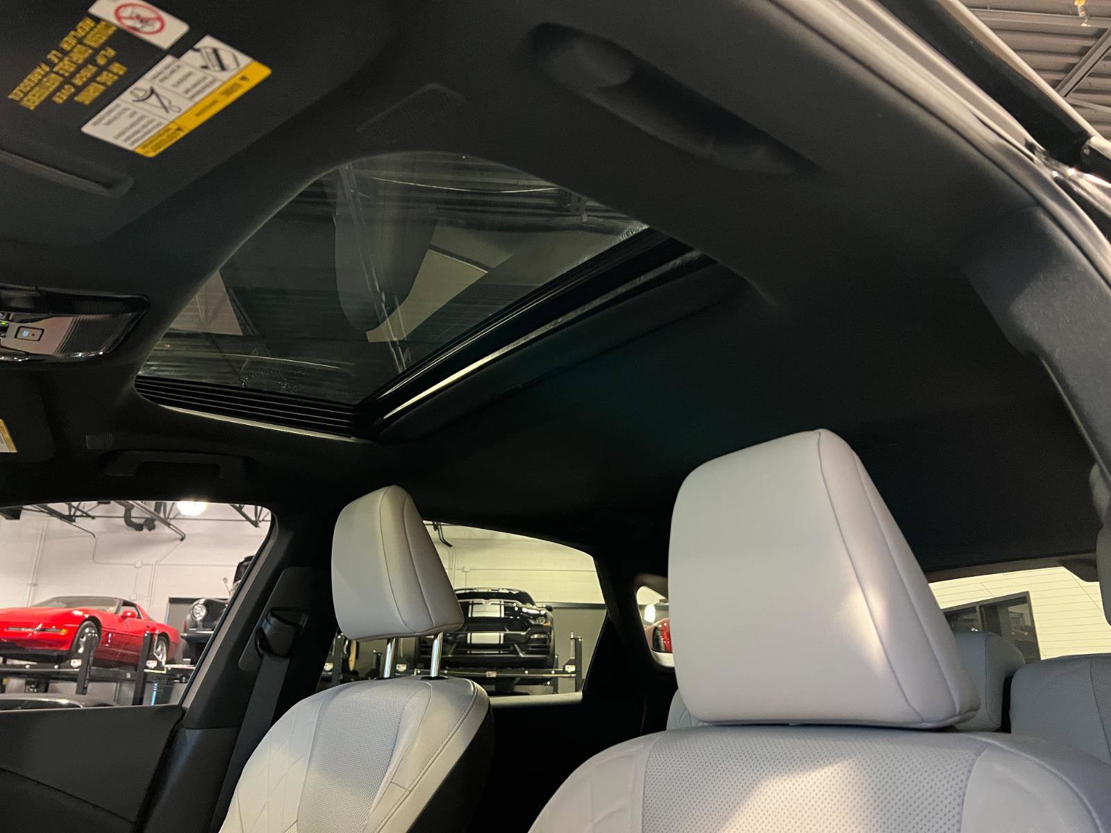 Used 2023 Lexus RX 350h image 24