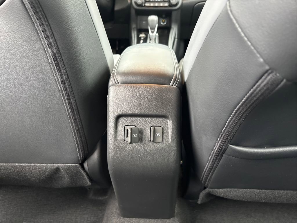 Used 2023 Nissan Kicks SR w/ SR Premium Package image 25
