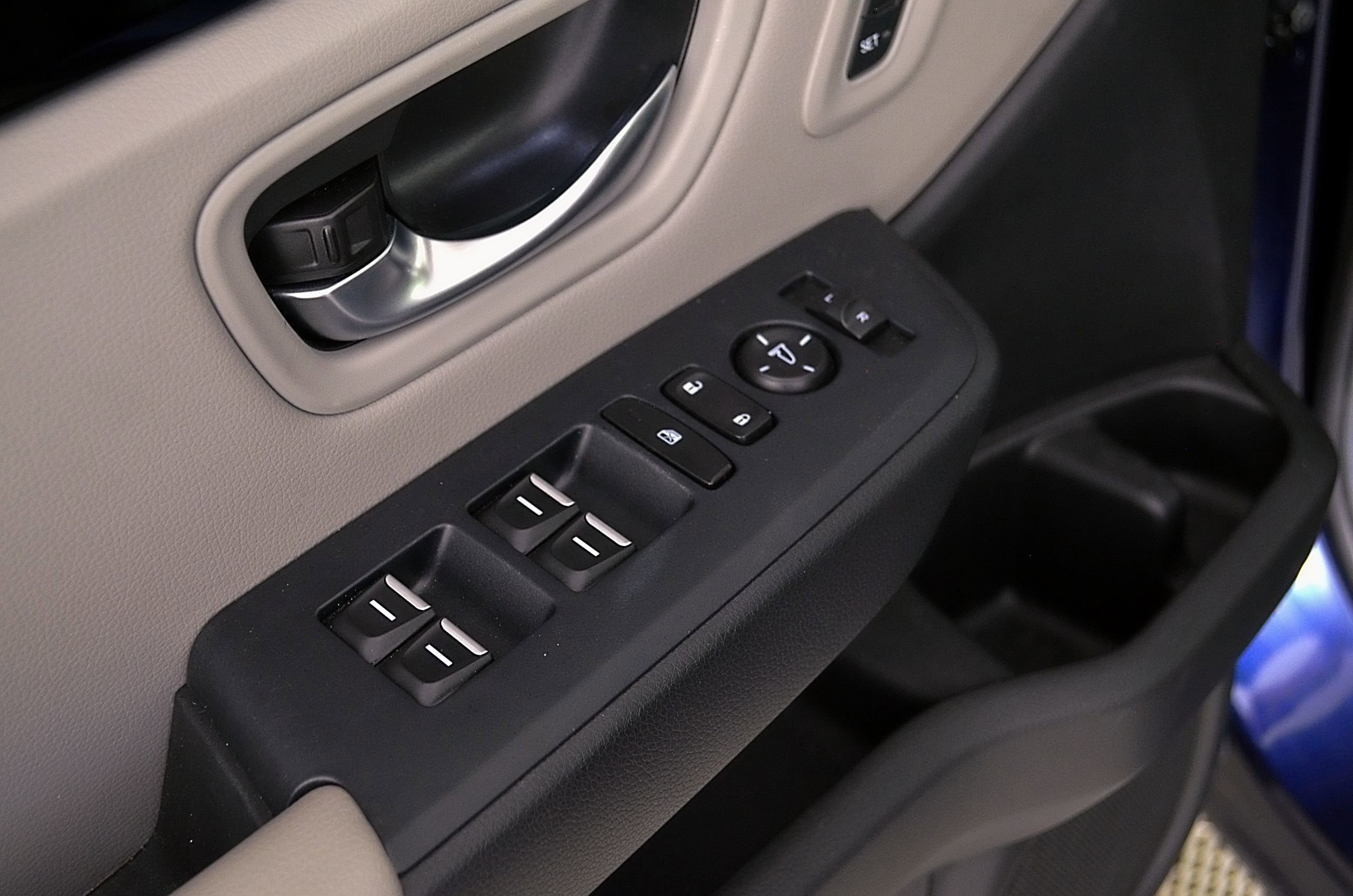 Used 2025 Honda Pilot Touring image 21