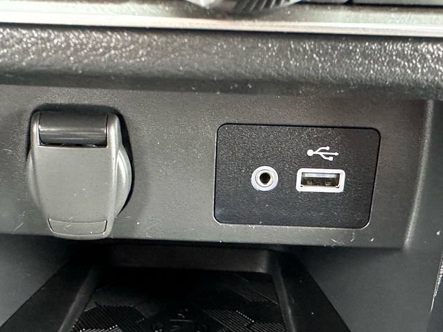 Used 2024 Nissan Versa SV FWD image 18
