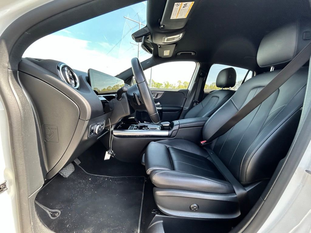 Used 2023 Mercedes-Benz GLA 250 w/ Premium Package image 9
