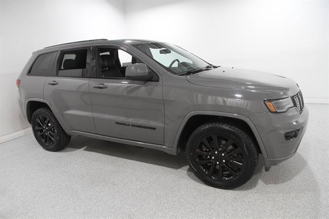 Used 2021 Jeep Grand Cherokee Laredo X AWD/4WD image 1