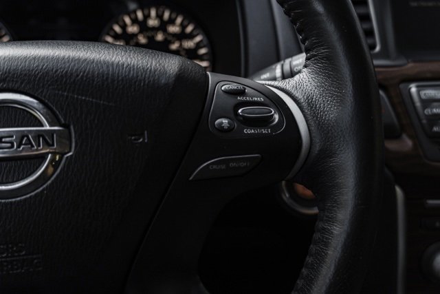 Used 2019 Nissan Pathfinder Platinum image 13