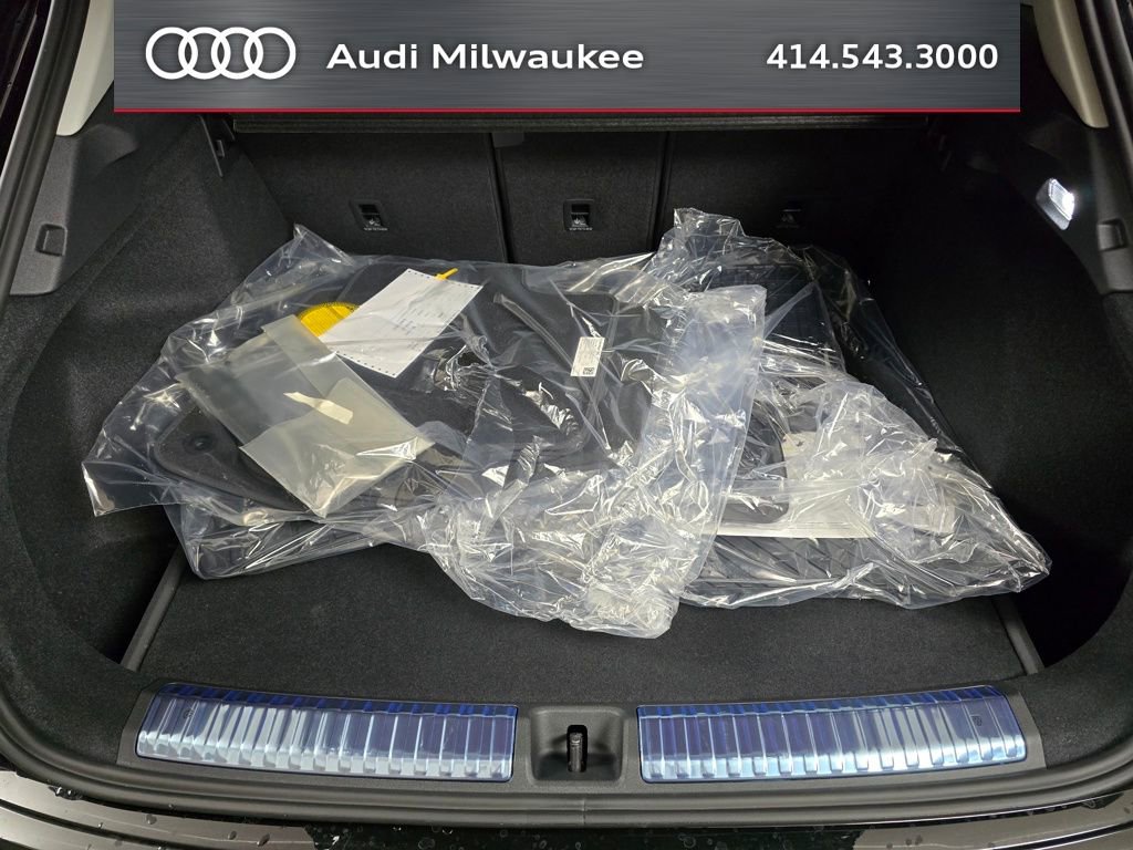 New 2026 Audi Q3 quattro 2.0T AWD/4WD image 12