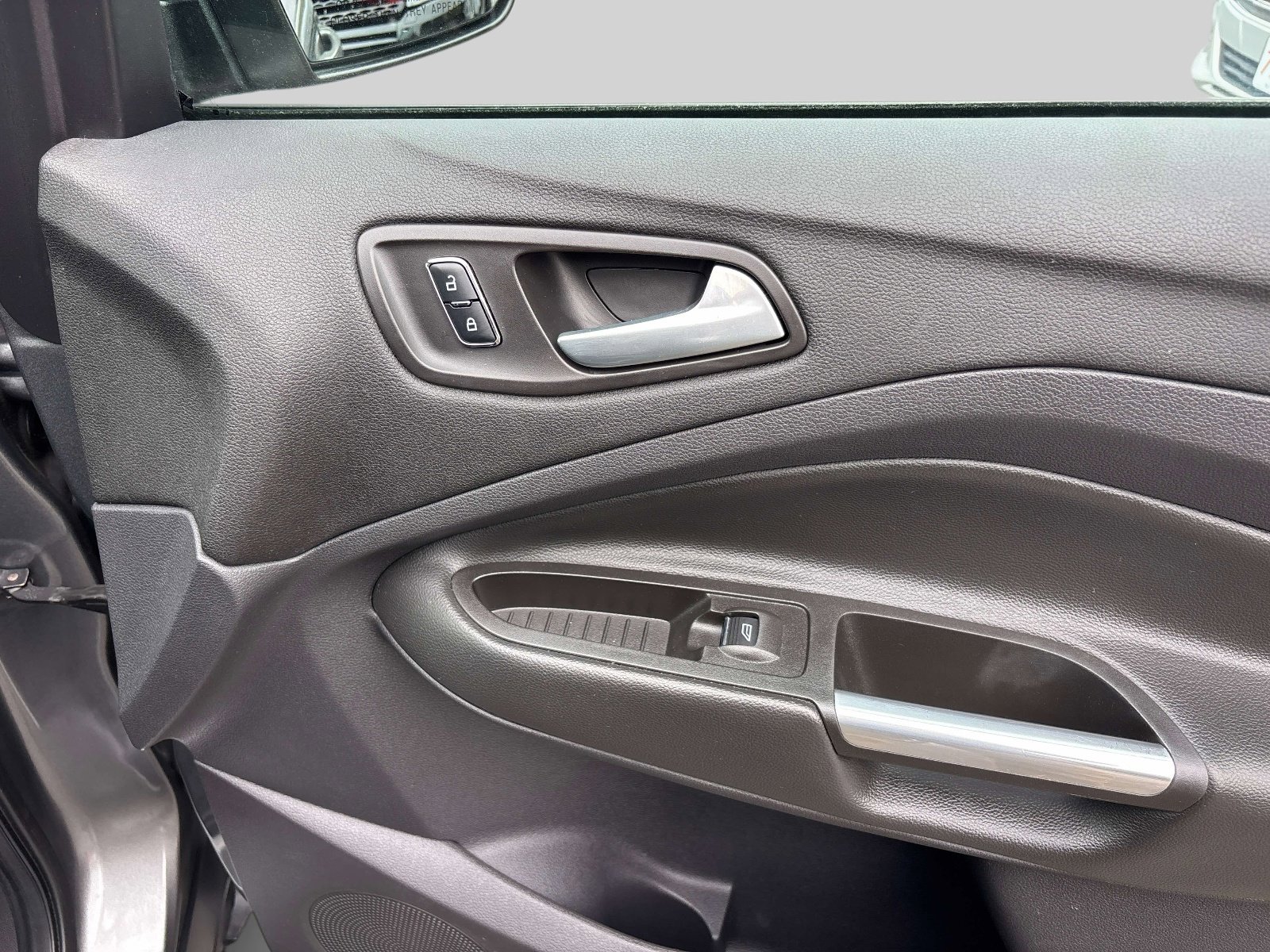 Used 2014 Ford Escape SE w/ Equipment Group 201A FWD image 13