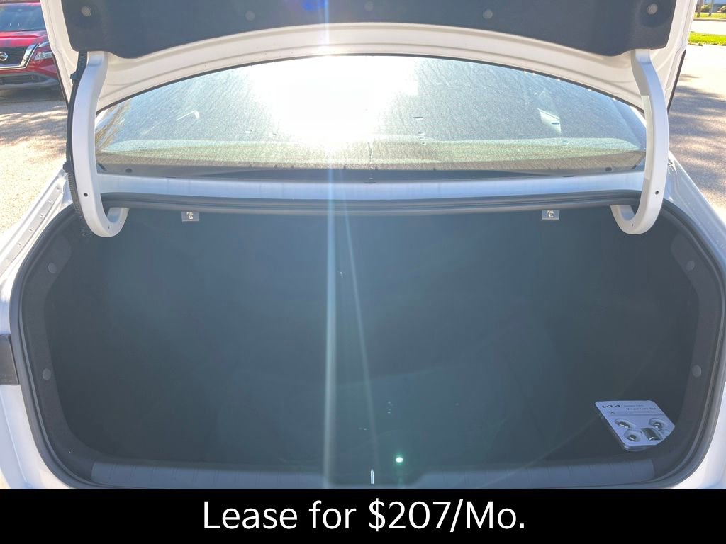New 2025 Kia K4 GT-Line w/ GT-Line Sunroof Package image 38
