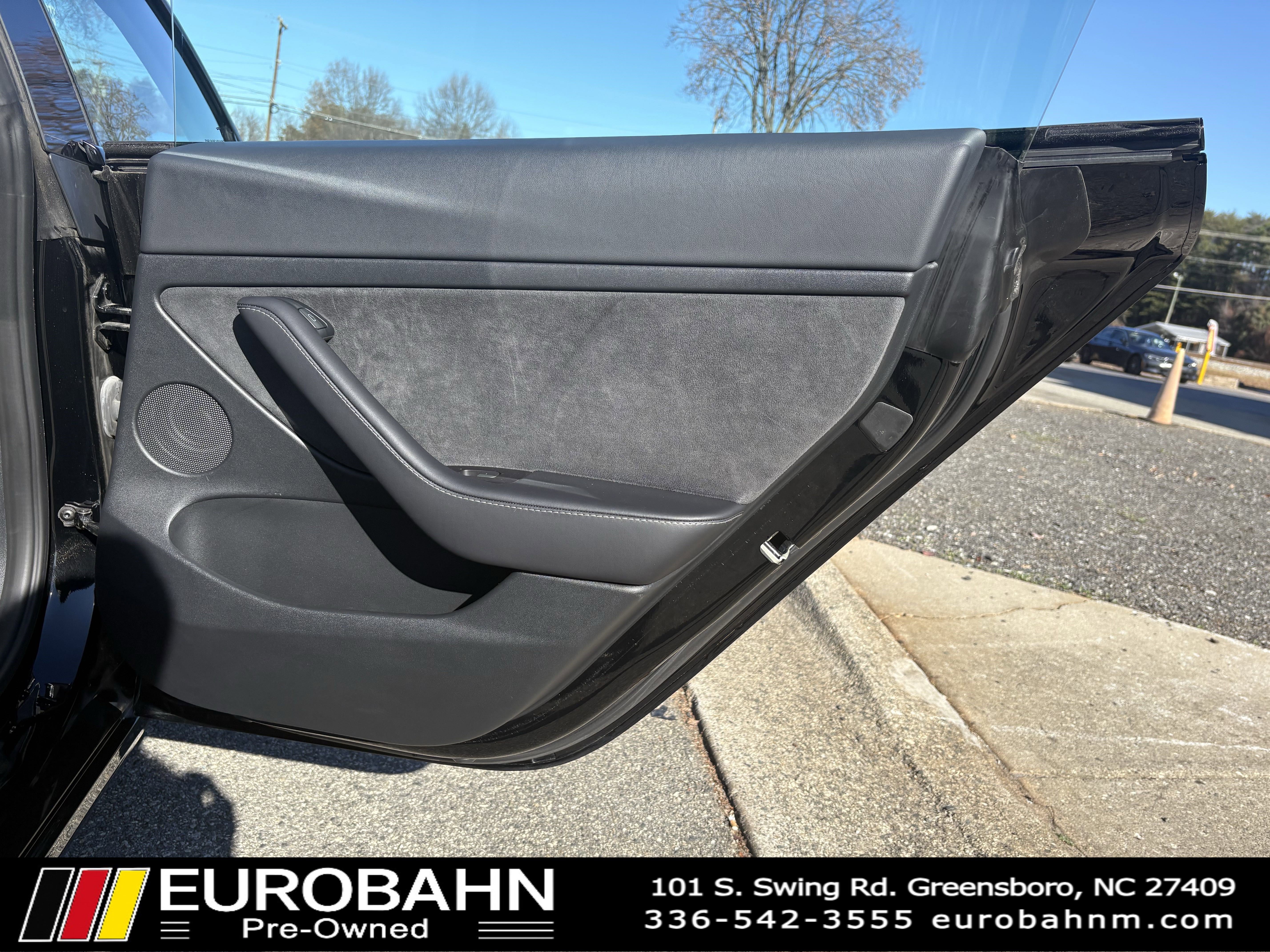 Used 2023 Tesla Model 3 Standard Range image 13