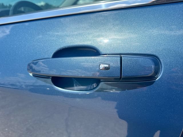 Used 2024 Chevrolet Equinox LT w/ LPO, Floor Liner Package FWD image 51