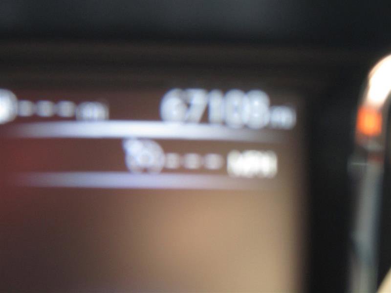 Used 2018 Nissan Titan SV image 16