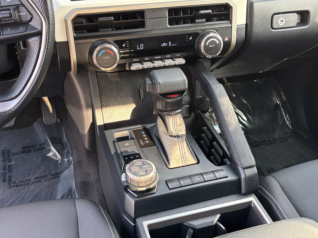 Used 2024 Toyota Tacoma TRD Off-Road AWD/4WD image 25