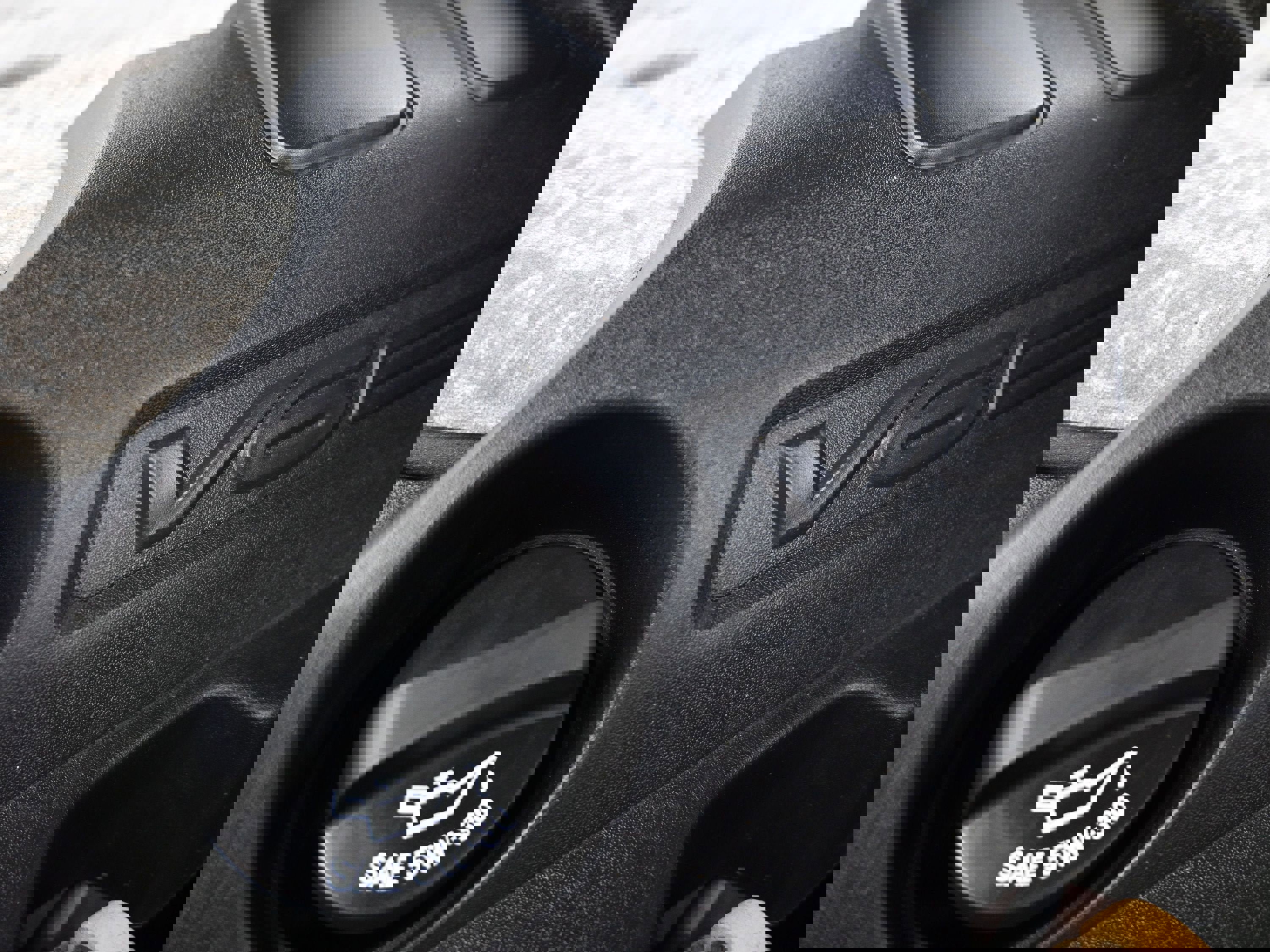 Used 2009 Pontiac G8 image 30