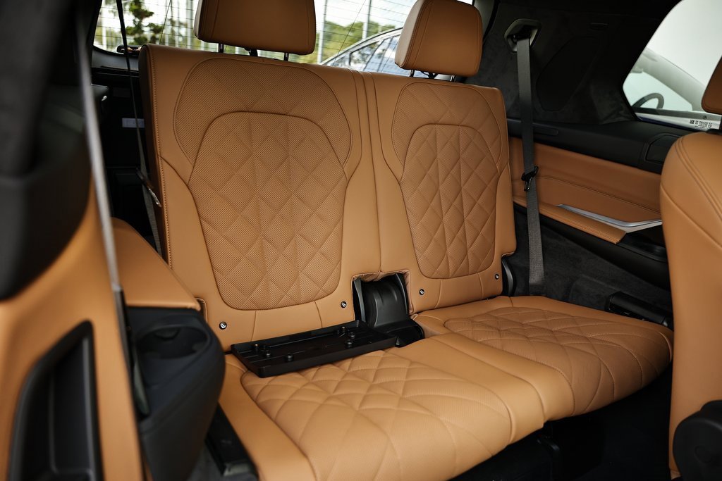 New 2026 BMW X7 xDrive40i image 29