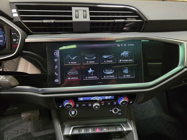 Certified 2025 Audi Q3 2.0T Premium w/ Convenience Package image 19