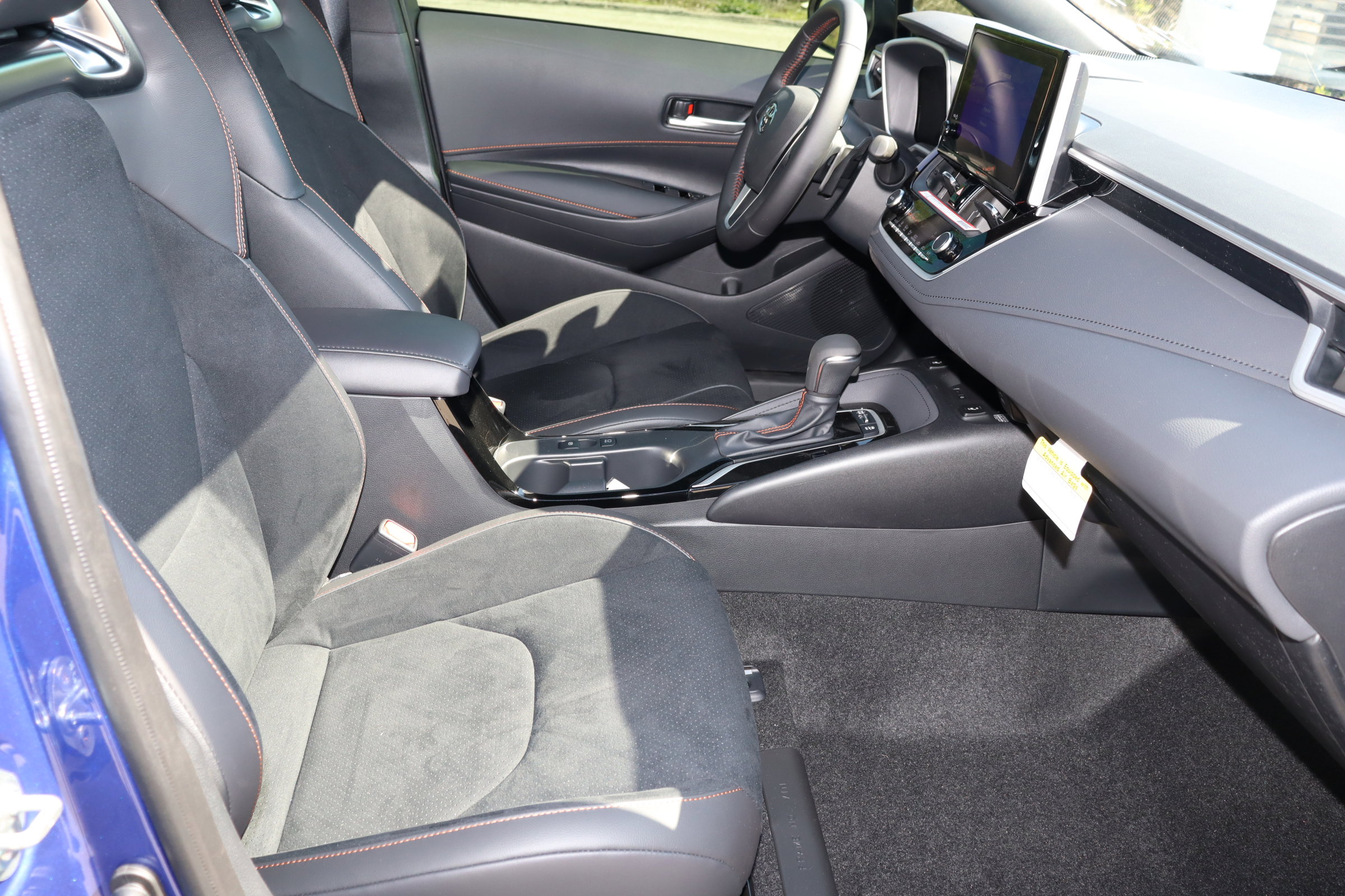 New 2026 Toyota Corolla SE FWD image 27