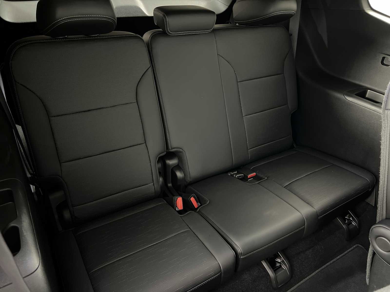 New 2026 Buick Enclave Sport Touring w/ Power Package image 17