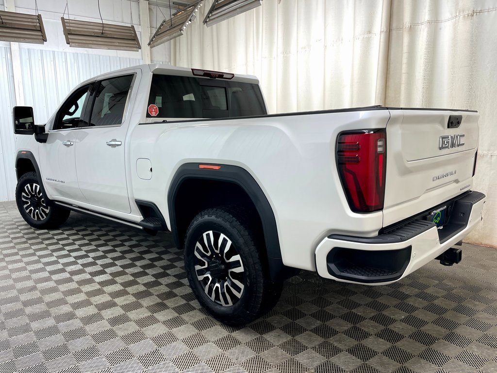 Used 2025 GMC Sierra 2500 Denali Ultimate w/ Max Trailering Package image 23