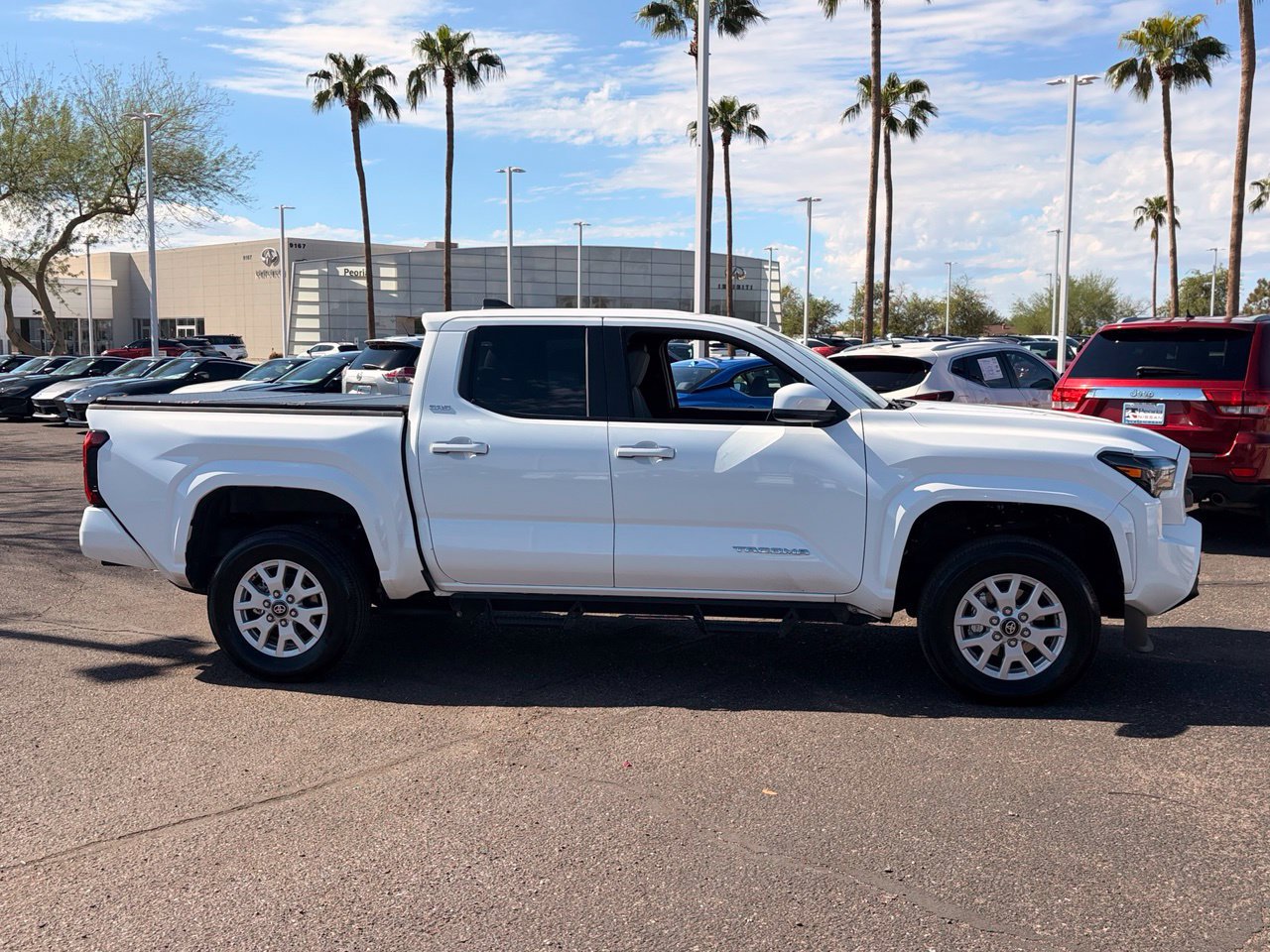 Used 2024 Toyota Tacoma SR5 AWD/4WD image 6