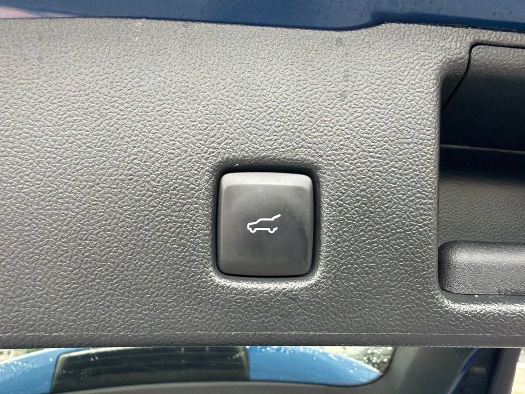 Used 2022 Ford Escape SEL AWD/4WD image 13