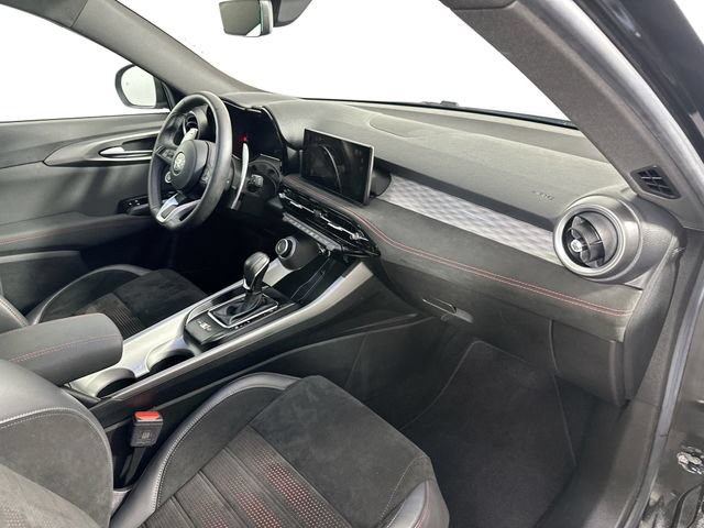 Used 2024 Alfa Romeo Tonale Veloce AWD/4WD image 31