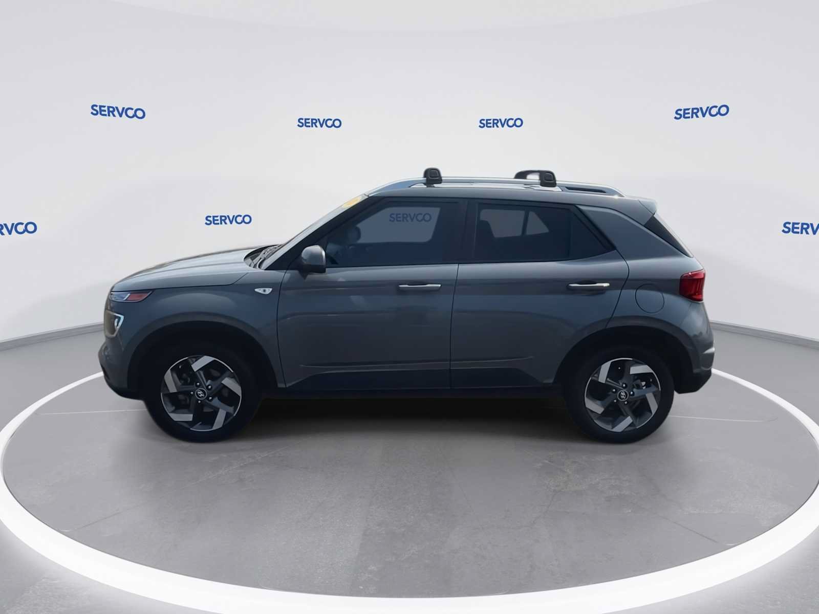 Used 2022 Hyundai Venue SEL w/ Cargo Package FWD image 5