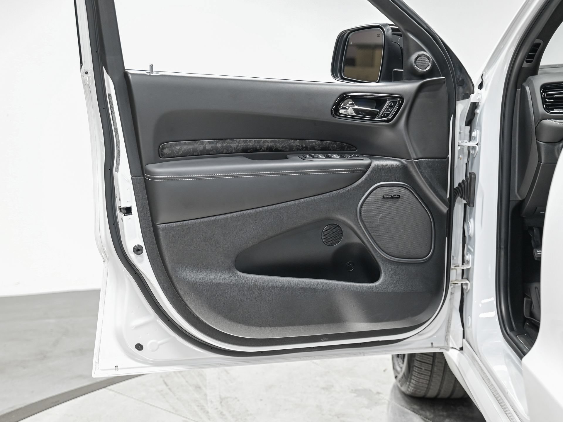 Used 2024 Dodge Durango SRT AWD/4WD image 12