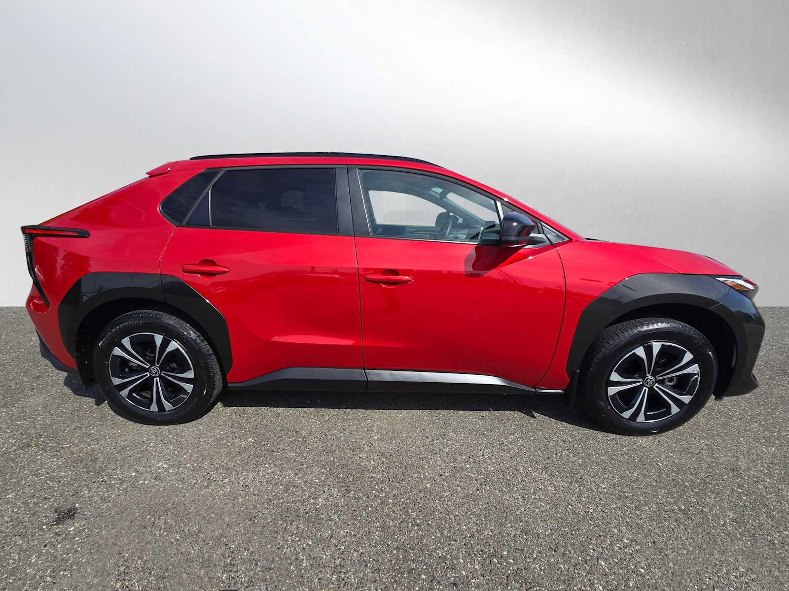 Certified 2025 Toyota bZ4X AWD w/ Weather Package image 2