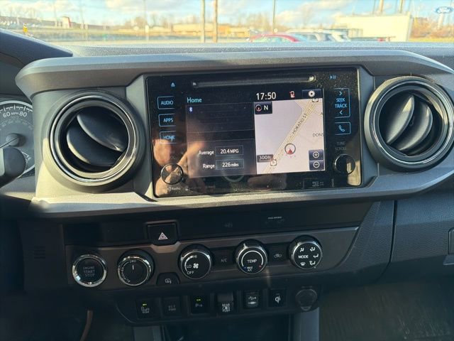 Used 2019 Toyota Tacoma TRD Off-Road w/ Technology Package image 19