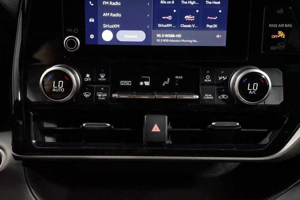 Certified 2024 Toyota Highlander LE FWD image 20