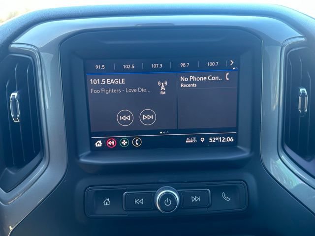 Certified 2022 Chevrolet Silverado 1500 Custom AWD/4WD image 31