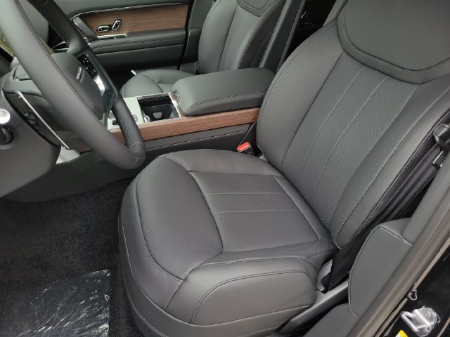 New 2026 Land Rover Range Rover SE AWD/4WD image 17