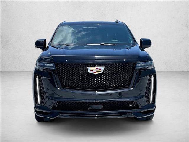 Used 2023 Cadillac Escalade ESV V AWD/4WD image 3