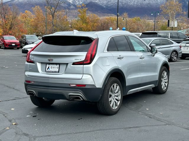 Used 2022 Cadillac XT4 Premium Luxury w/ Safety Alert Package AWD/4WD image 3