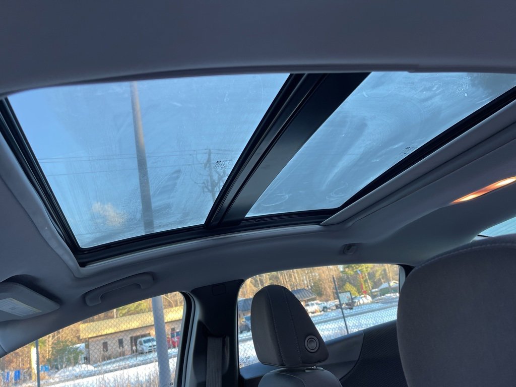 Used 2024 Chevrolet Malibu LT image 24