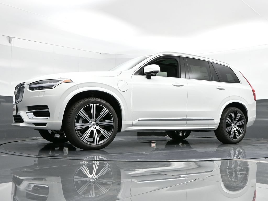 New 2025 Volvo XC90 T8 Core w/ Protection Package Premier AWD/4WD image 45