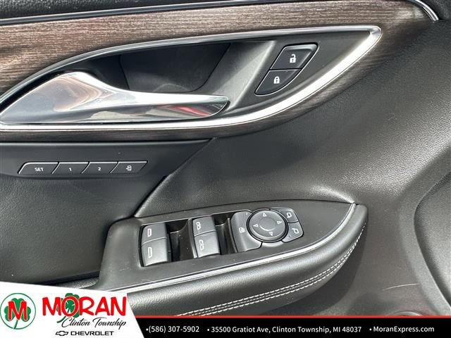 Used 2023 Buick Envision Avenir image 24