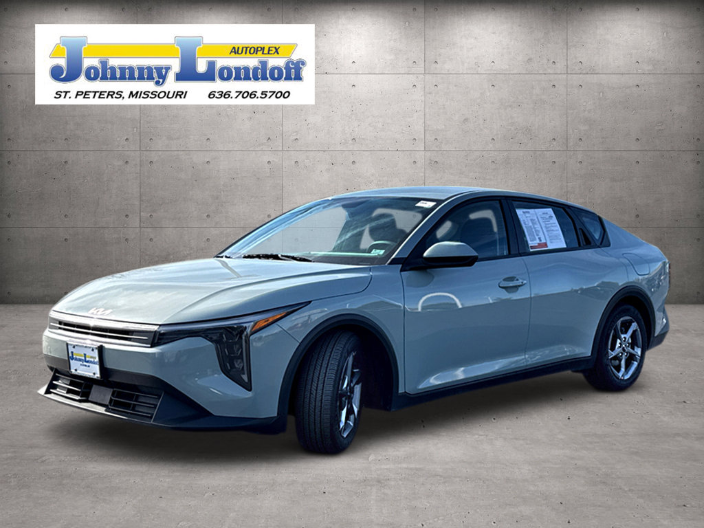 Used 2025 Kia K4 FWD image 4