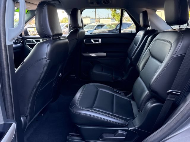 Used 2022 Ford Explorer XLT w/ Equipment Group 202A RWD image 24