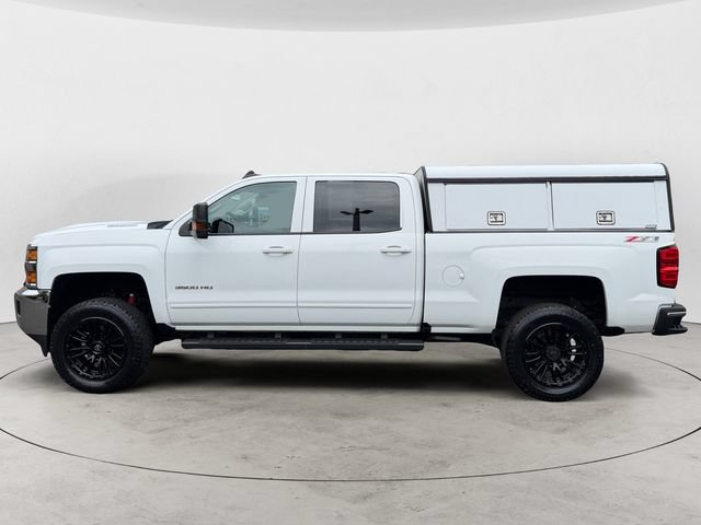 Used 2017 Chevrolet Silverado 3500 LT w/ LT Convenience Package AWD/4WD image 2