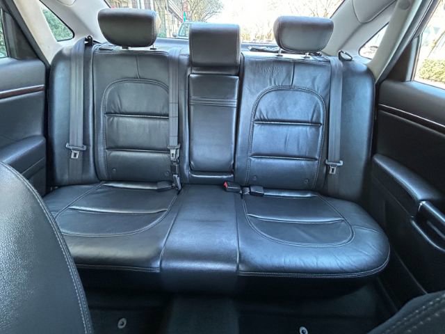 Used 2011 Hyundai Azera GLS w/ Premium Pkg 2 image 27