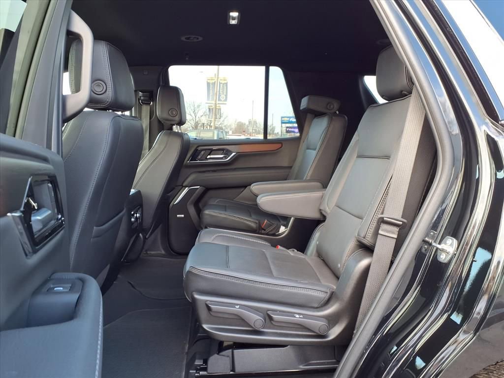 Used 2025 GMC Yukon Denali image 11